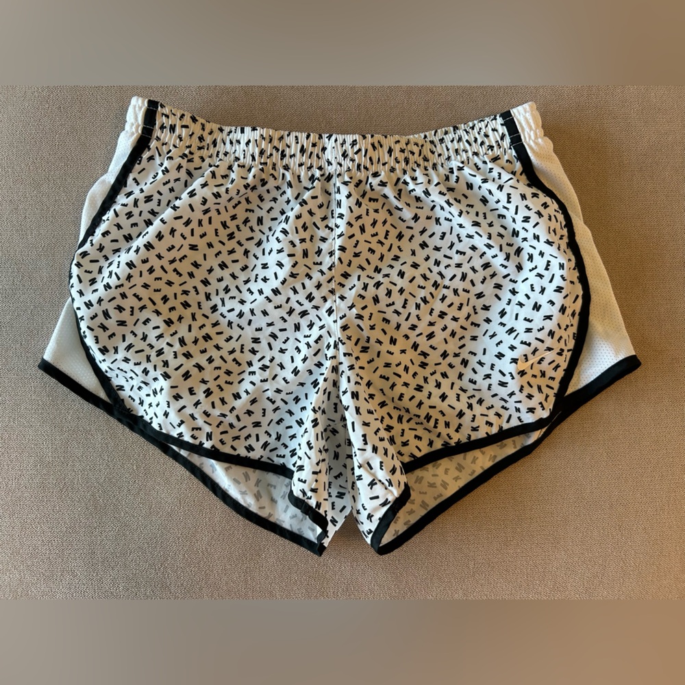 Girls Nike Black and White Logo Shorts - Kids Medium